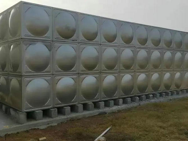 西安保溫不銹鋼水箱需要加壓?jiǎn)?></div></a></li>
</ul>
<div   id=